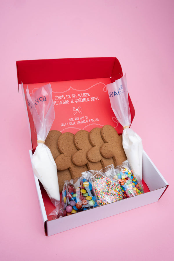 Gingerbread Man Decorating Kit