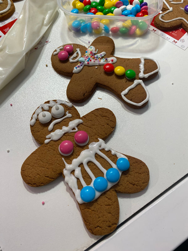 Gingerbread Man Decorating Kit